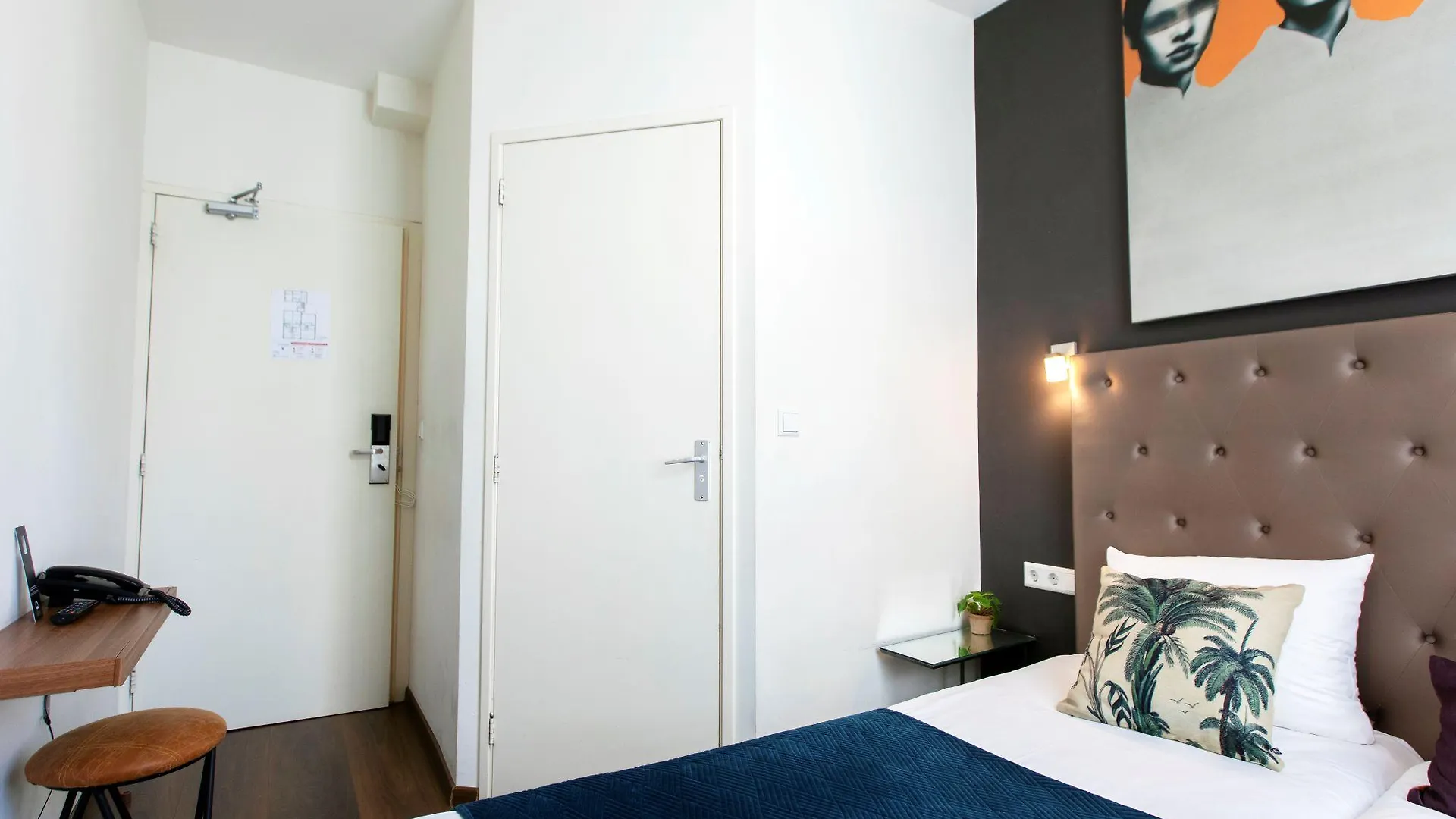 **  Quentin Golden Bear Hotel Amsterdam Netherlands