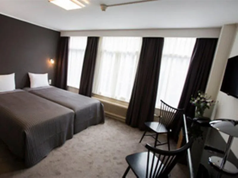 Quentin Golden Bear Hotel Amsterdam 2*,  Netherlands